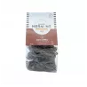 Tagliatelles aux cèpes 250g en gros plan avec un fond rustique.
