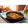 Tripes au Cidre servies avec baguette - Plat authentique de la gastronomie normande
